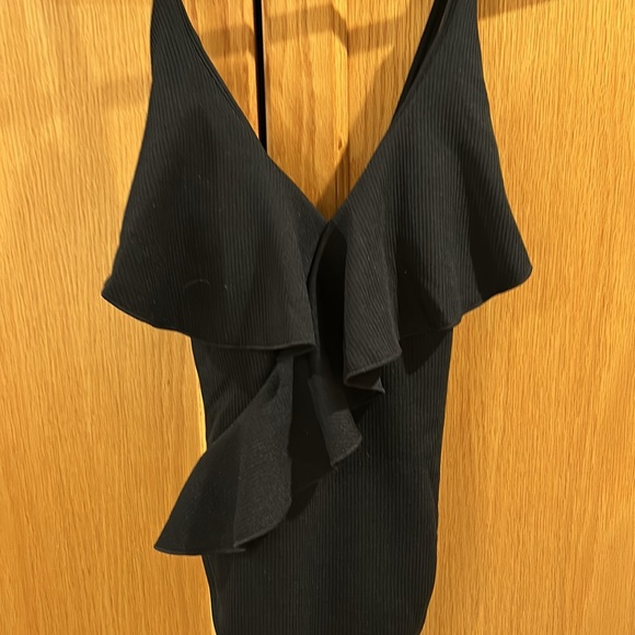 V Neck Front Ruffle Ribbed Texture One Piece Swimsuit Women size M - Picture 6 of 11